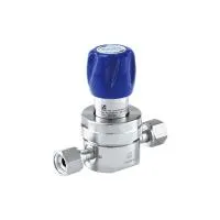 Регулятор AMFLO UHP AU22 Материал: Код SHP (Body-SUS316L VAR; Poppet, Nozzle, Diaphragm-Hastelloy®C-22, Gland-SUS316L; Seat: PCTFE); Поверхность 0.25 um; 2х портовый, вх. давл. 20.6 бар, CV-1.1